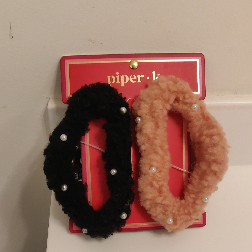 New!Piper + Skye Faux Sherpa Hair Clips Black & Rose Faux Pearl Vintage Inspired